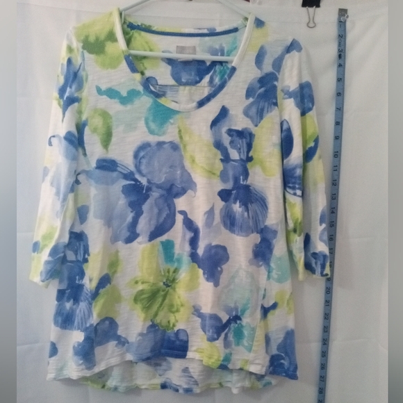 Chico's Tops - Chico's Vibrant Blue & Green Abstract Floral Long Sleeve Top - Size 0 (US Small)